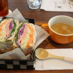 オッティズ カフェ - 料理写真:サンドイッチランチ