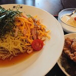 Taiwan Kozara Ryouri Nanfu - 冷やし中華のランチ  ごはんor杏仁豆腐を選択  杏仁豆腐をチョイスです