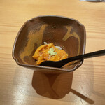 鮨 さかい - ウニを出汁醤油とごはんで。うまみがあるけどあっさりしたウニと、ごはんの粒々を、出汁醤油がまとめている！