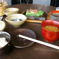 ダイナミックキッチン＆バー 燦 大阪店 - 2010年2月撮影。奮発して(?)大和牛サーロインステーキ膳。食べかけ失礼。