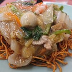 中華料理 林和 - 五目カタヤキソバ 別アングル