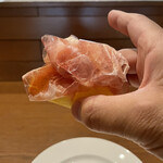 両忘 - クラテッロ生ハムと揚げパン