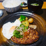鉄板料理 かめだ - 