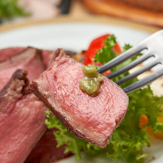 料理歴22年のシェフが織りなす自慢の料理