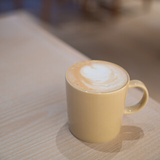 イッタラ表参道 ストア&カフェ _1