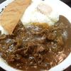 印度屋 - 料理写真:ビーフカレー＆目玉焼き