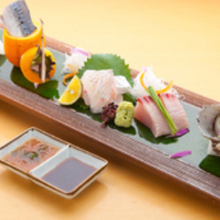 瀬戸内海で育まれた海の幸、温暖な気候でつちかった山の恵みを取り入れた料理の数々。