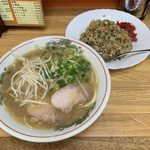 ラーメン どんどん - ラーメンセット