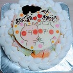 ラ・ブランシュ - メロンのショートケーキ7号サイズ（キャラクターケーキうさまるとうさこ）