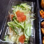 中華料理 海華楼 - サラダも少し多めサービス