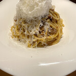 コマツ神田 西口商店街 - 熟成チーズのボロネーゼ