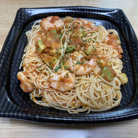 オステリア ガウダンテ 大阪駅前第4ビル店 - エビとアボカドのトマトソースの冷製カッペリーニ　@700