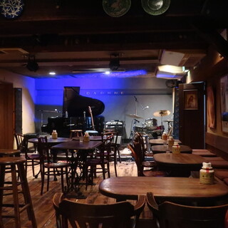 ジャズクラブダフネ_2