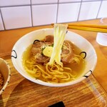島豆腐と、おそば。真打田仲そば - 平麺です。