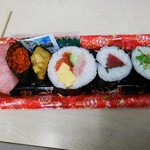 虹のマート - 寿司（大トロ入り）700円