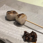 焼き鳥 うま中 - 里芋うまかった。里芋塩がうまかった。