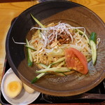 一番亭 - 冷やし担々麺(800円)