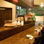 ヒガシナカノ151 - カウンター席