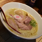 Menshihidetan - 塩らぁ麺（鶏白湯）（８５０円）＋地鶏味付け玉子（９０円）２０２１年８月