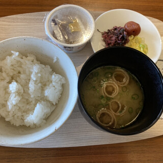 デートにぴったり 本島中部でランチに使えるお店 ランキング 食べログ