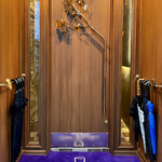 トゥ・ラ・ジョア イズム - 