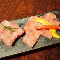 黒毛和牛焼肉 虎斑 北新地店 - 
