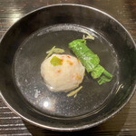 食堂こなん - 椀物
      鱧の真薯 万願寺とうがらし