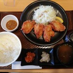 ガスト - から好し定食4個です