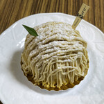 PATISSERIE garo - 金のモンブラン