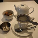 FAUCHON LE CAFE - 紅茶（アップル）880円
