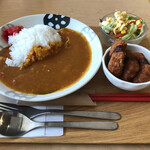 ふらっとCAFE - バターチキンカレーとヒレカツ