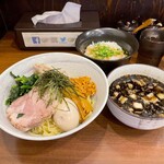 横浜らーめん 七七家 - 「黒つけ麺」¥950＋「TKG」¥250