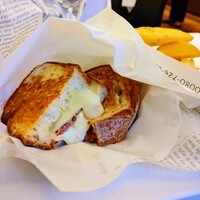 R1 TOKYO Bar&Restaurant - 