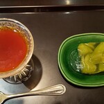 日本料理 太月 - デザートの蜂蜜プリンとシャインマスカットのゼリー