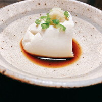 石ばし - お通し（ざる豆腐）