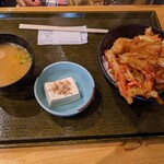 新潟市中央卸売市場誠食堂 - チビが頼んだ、かき揚げ丼(税込790円)