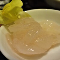 きときと 名古屋店 - 白海老入り旬のお造り御膳アップ（白海老刺身）