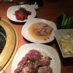 卸)新宿食肉センター極 - 