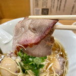 らぁめん 倉井 - 肉増し煮干醤油らぁめんチャーシュー