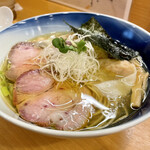 らぁめん 倉井 - わんたん塩らぁめんアップ