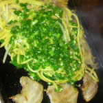 石焼ホルモン そら - ソバ　と　豚バラ