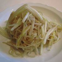 メゾン・ド・ユーロン - 黄ニラともやしの焼きそば3