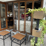 MONZ CAFE - 