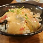Awa Kaisen Uoya - 鯛丼