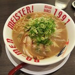 希望軒 - とんこつラーメン(特典で大盛り) 780円 (21年8月)