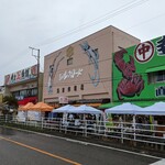 寺泊中央水産 まるなか - この景色を見てるだけで、テンションが上がるわ〜＼(^o^)／