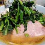 横浜家系 侍 - ラーメン＋ほうれん草