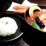 Ragun - 厚切り豚バラ肉のポークスープカレー＆白身(魚)フライ