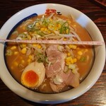 Menkoubou Jan - 濃厚味噌ラーメン800円　丼の直径21cm