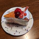 洋菓子の店 赤ずきん - 「ベイクドチーズケーキ」